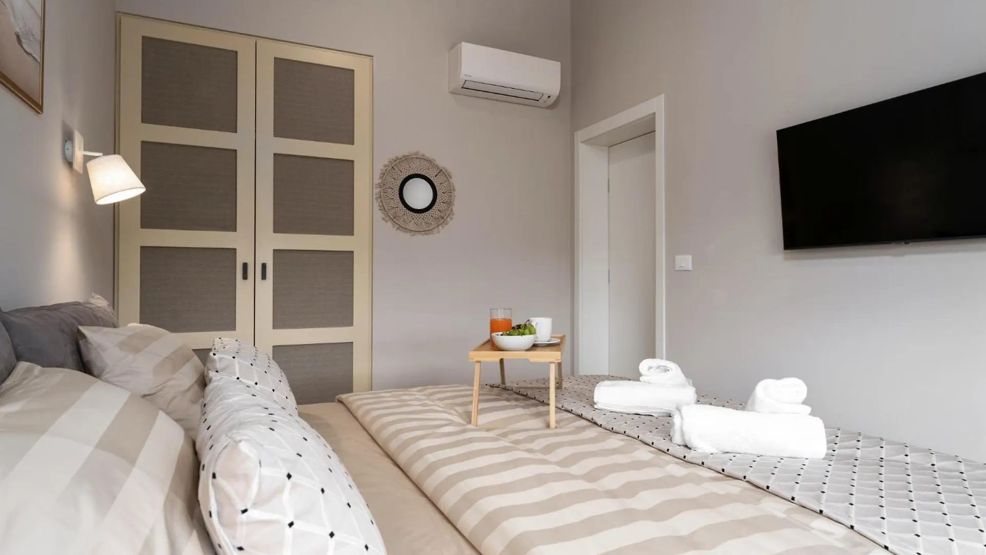 Costa Deluxe Apartment Funtana Croatia
